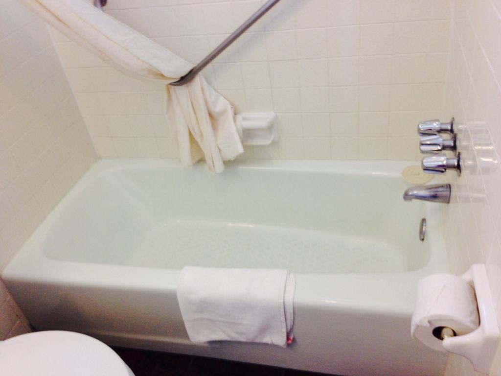 Amazon Motel Tucson Room photo